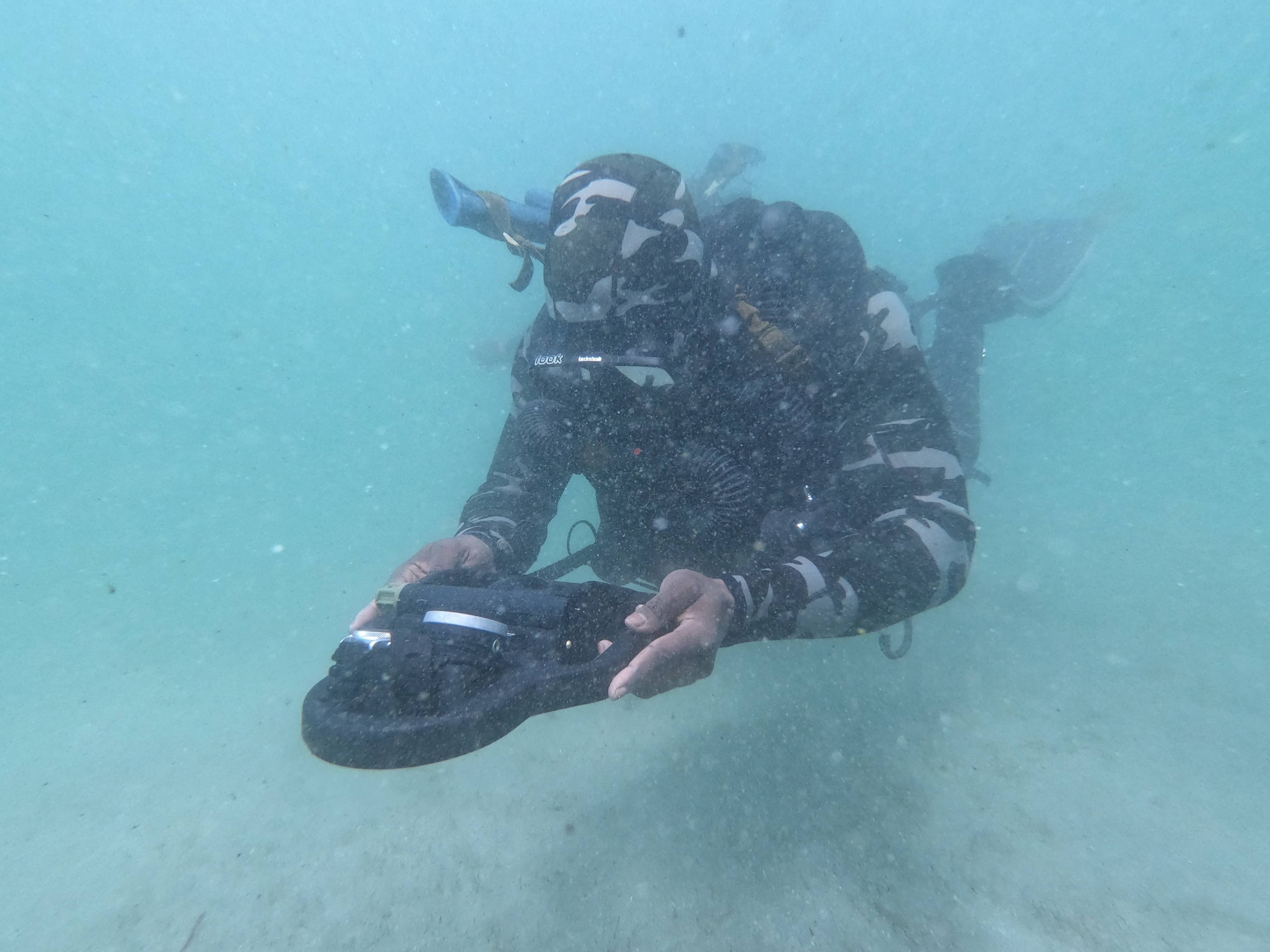 Hunting squad trains special forces in Senegal