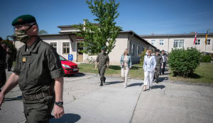 Ministerin Tanner und Landeshauptfrau Mikl-Leitner zu Besuch in Mautern.