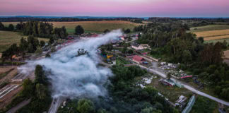 Thick clouds of smoke in the embattled Steinbach