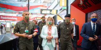 Airport: Tanner visited assistant soldiers