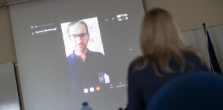 Disaster relief expert Hirschmugl in a video call