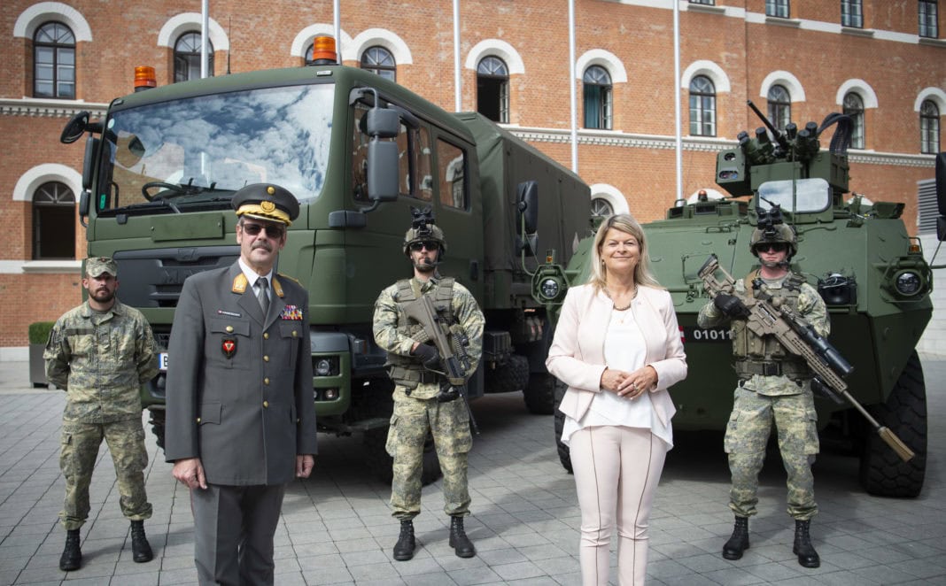 @Bundesheer/Karlovits