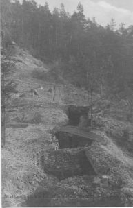 @Archive Rauchenbichler @Archive Rauchenbichler