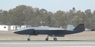 Boeing & Australians let “wingman” roll