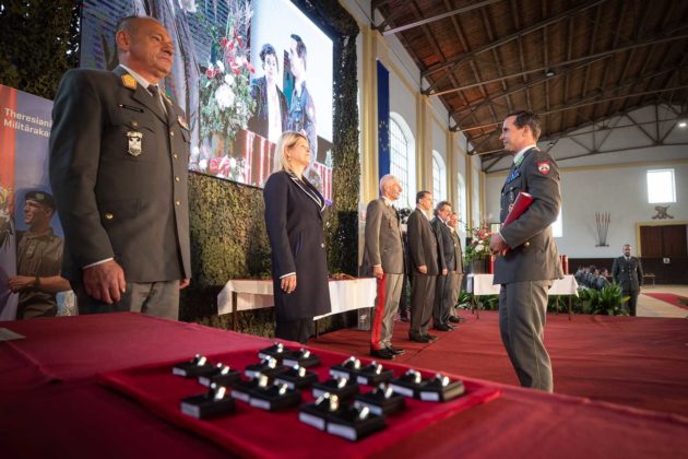 @Milit&auml;rakademie