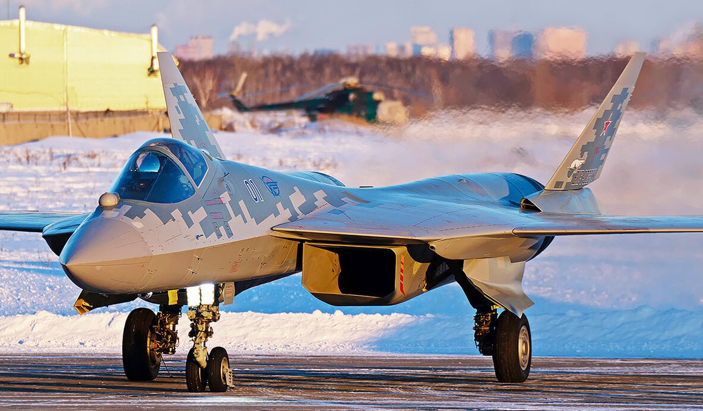 Su-57_First-01-Akhtubinsk.jpg