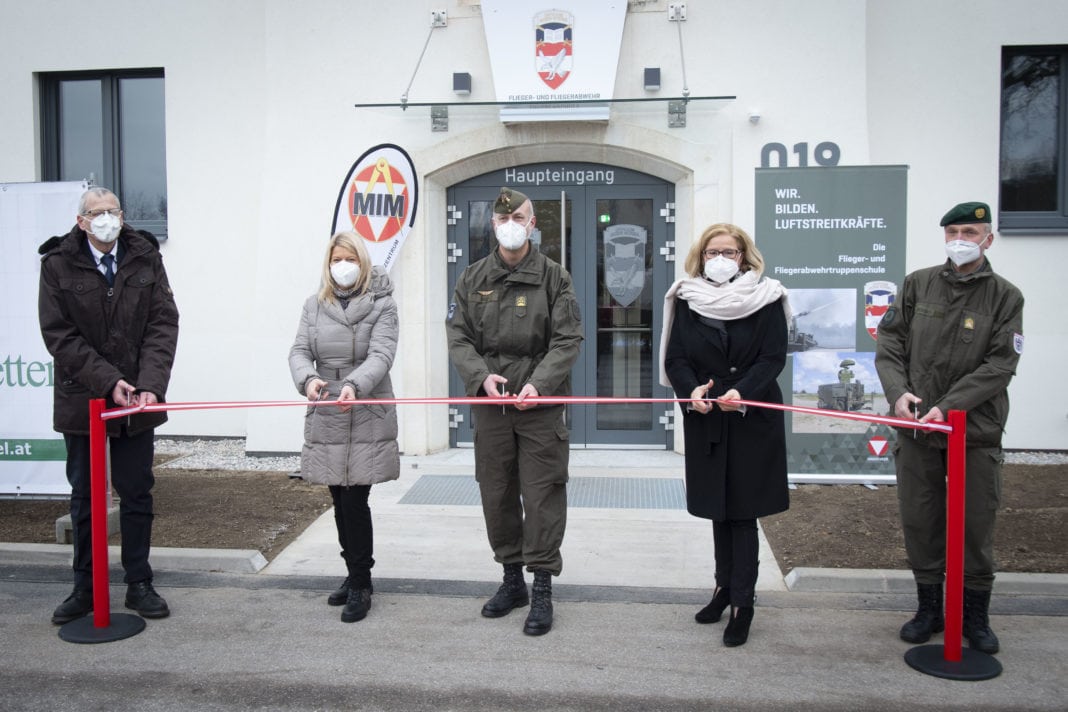 @Bundesheer/Pusch