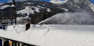 Bundesheer im Kampf gegen die Schneemassen @Bundesheer/Debalek