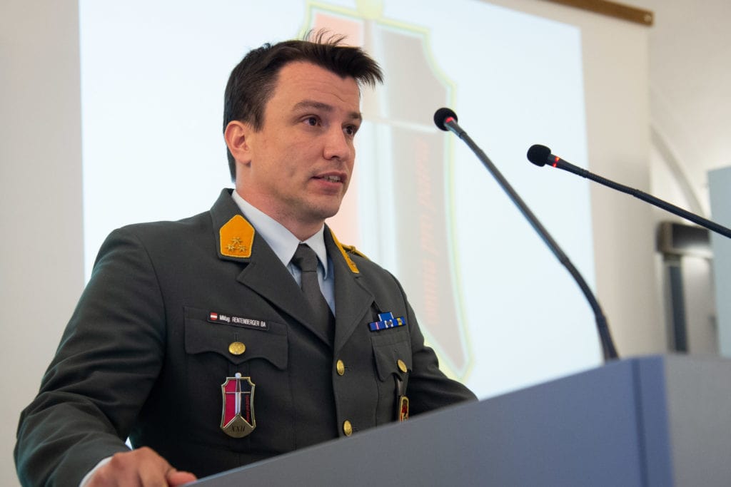 Abzeichenverleihung der 22. Generalstabsausbildung