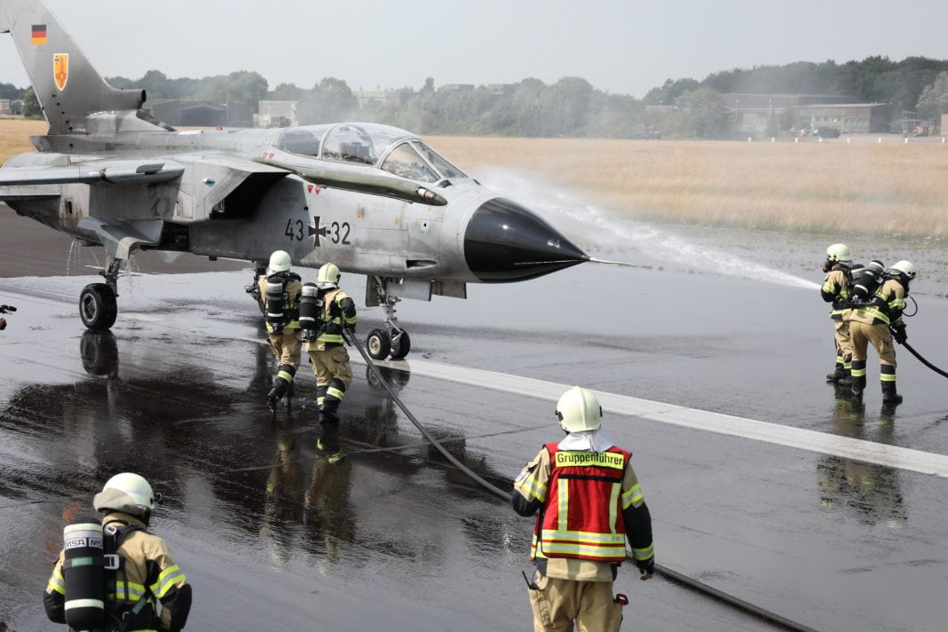 @Luftfwaffe/Süßmuth @Luftfwaffe/Süßmuth