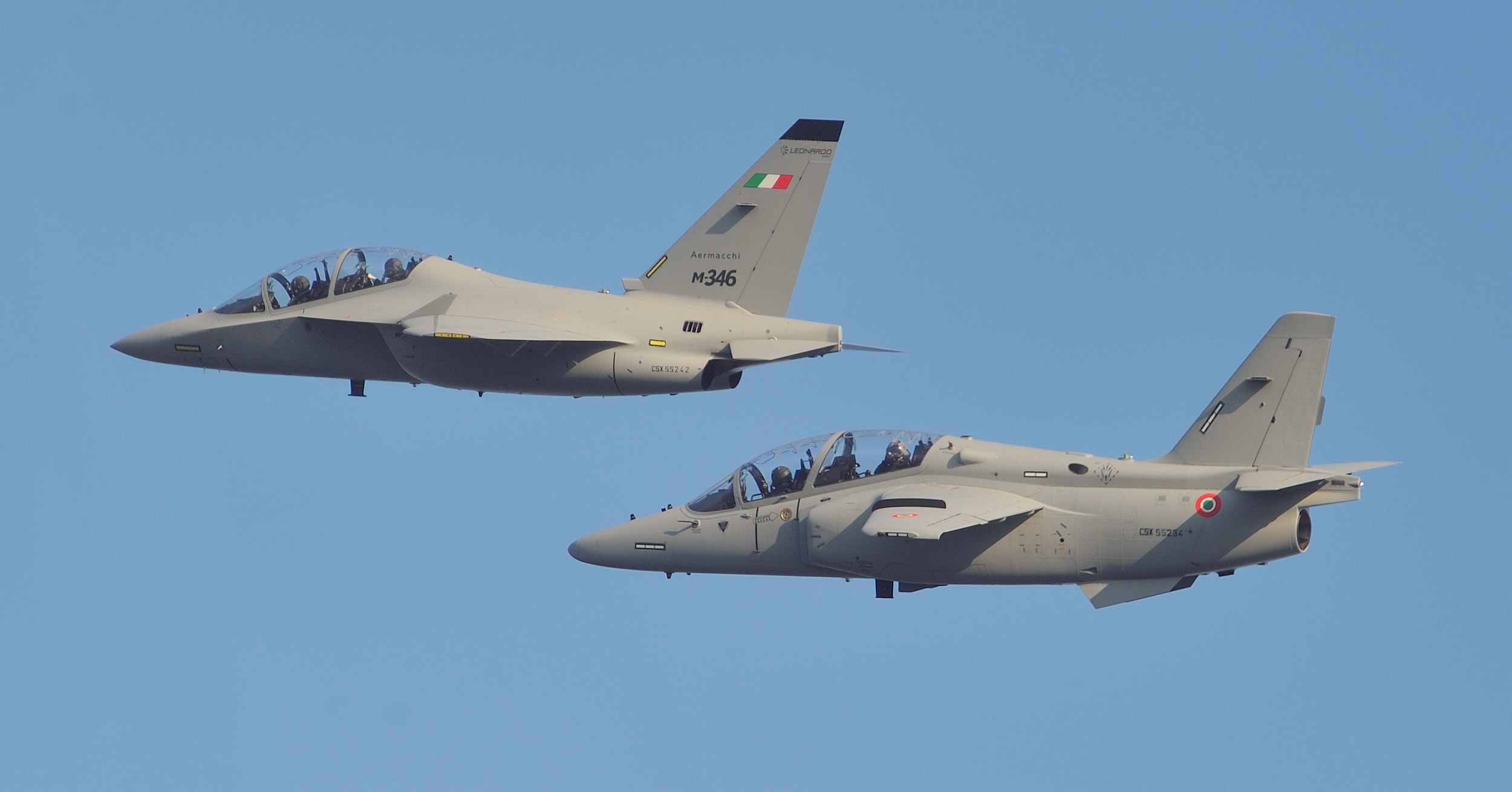 M-345 and M-346 from Leonardo - ©AMI M-345 and M-346 from Leonardo - ©AMI