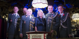 Head of military music receives the golden Johann Strauss