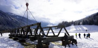 Dismantling the D-bridge in Radstadt