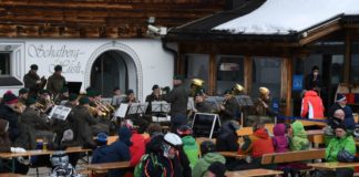 Avalanche rescue train gives concert in Montafon