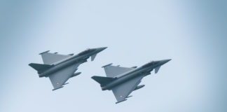 Überschalltraining der rot-weiß-roten Eurofighter @Bundesheer