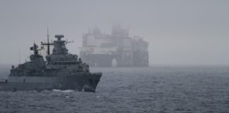 German Navy protects critical infrastructure