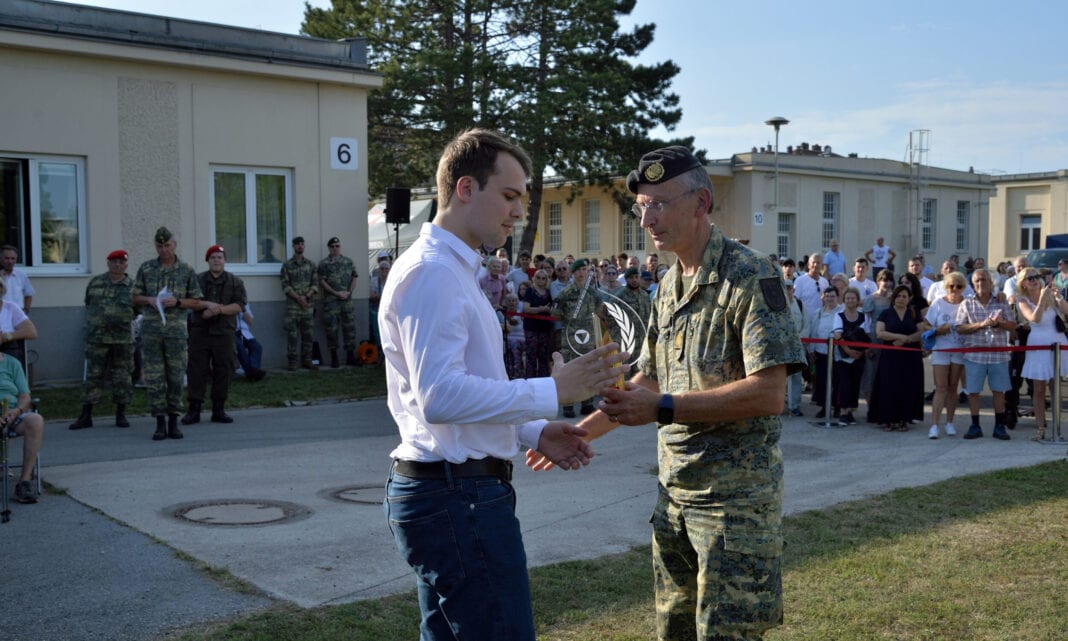 @Bundesheer/Weimann