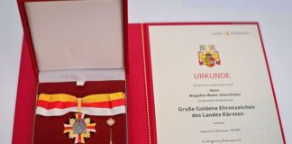 Auszeichnung für Kärntens Militärkommandant @LPD/Helge Bauer