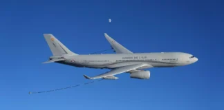 Airbus und Frankreich unterzeichnen Vertrag @AirbusDefence