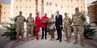 Bundesheer: Adventkränze für Auslandskontingente @Bundesheer/Trippolt