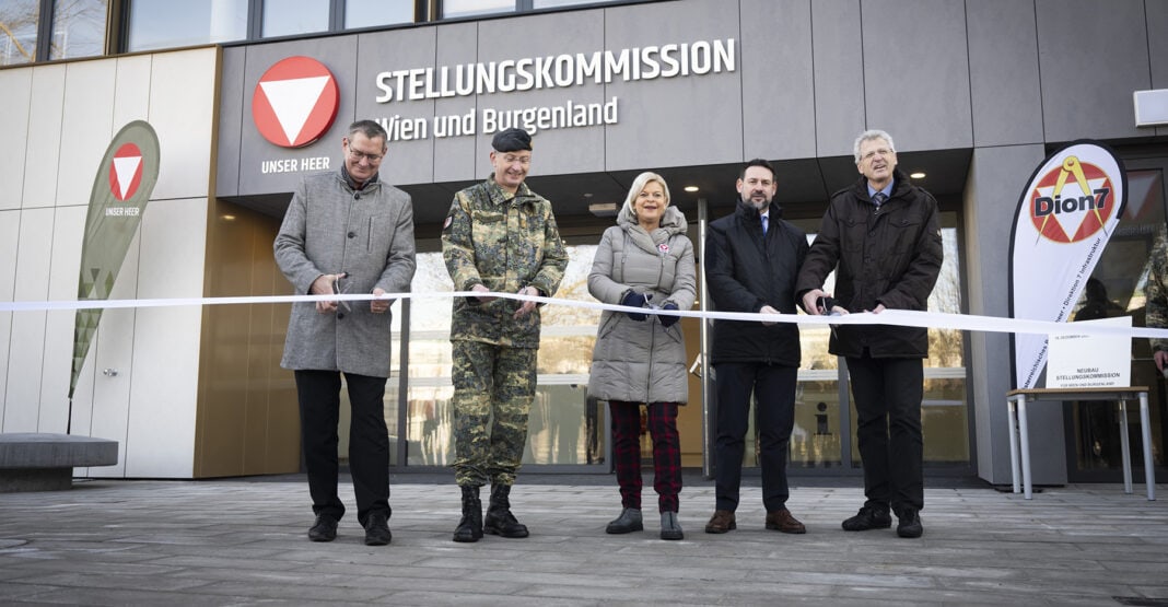 @Bundesheer/Karlovits