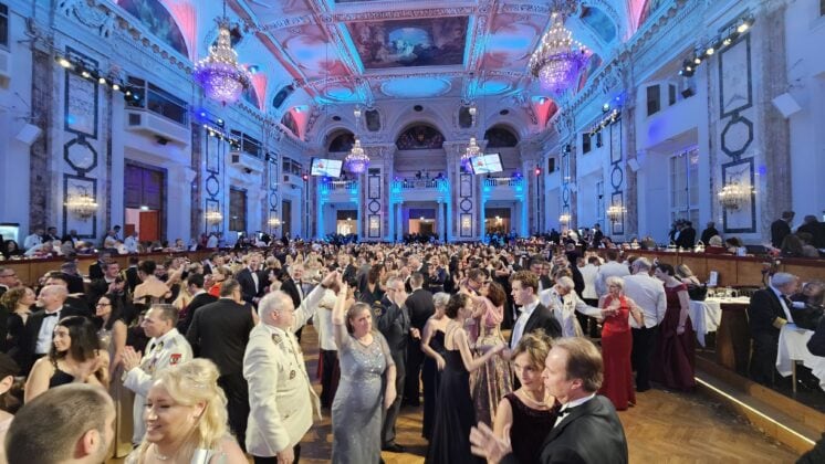 @Milit&auml;r Aktuell/Heigl