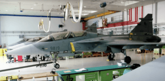 General overhaul of a Saab Gripen fighter jet