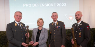 Military Command Vienna awards “Pro Defensione”