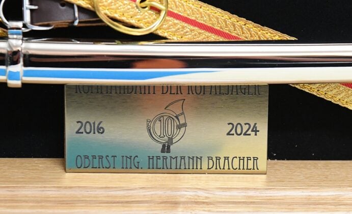 Geschenk für Oberst Hermann Bracher – ©Patrick Huber