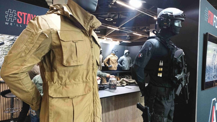 A10-Equipment auf der IWA @Milit&auml;r Aktuell/Bendl