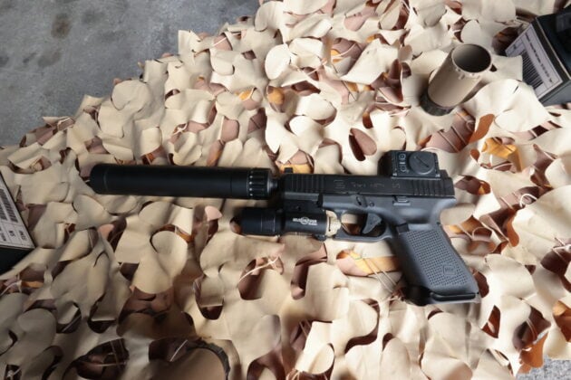 Acheron stellt auch f&uuml;r Kurzwaffen Schalld&auml;mpfer her. &copy;Milit&auml;r Aktuell/Bendl