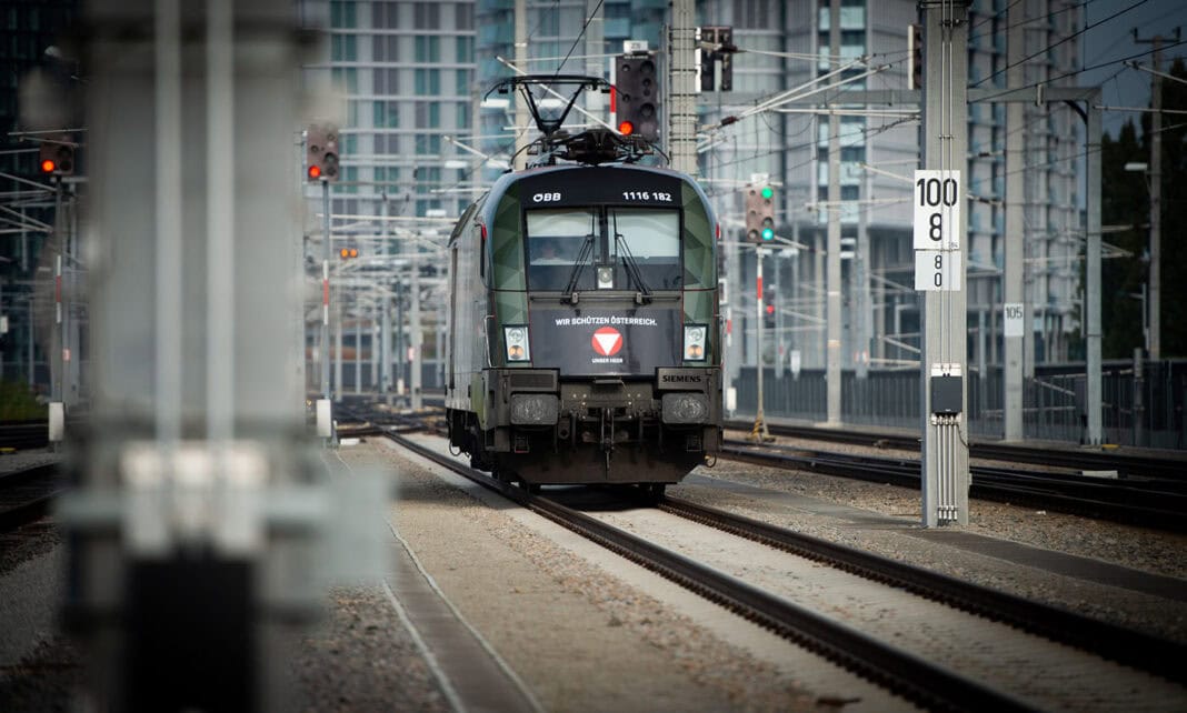 Lokomotive im Bundesheer-Design – ©Bundesheer/Karlovits Lokomotive im Bundesheer-Design – ©Bundesheer/Karlovits