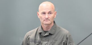 Colonel Jürgen Pirolt in an interview with Militär Aktuell