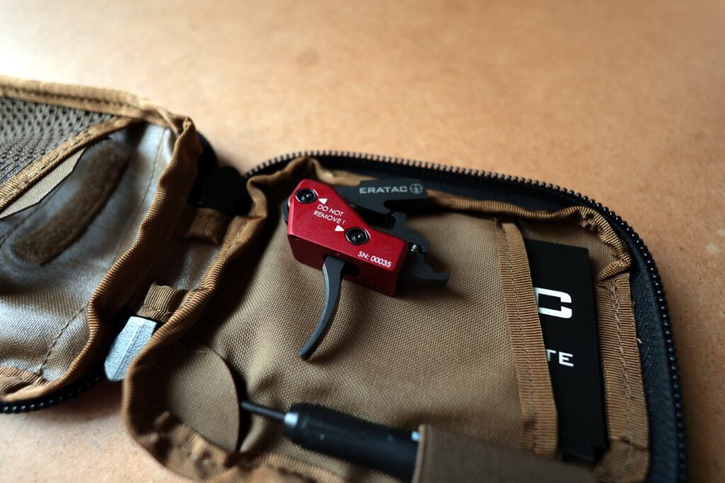 Ranger test: The new AR trigger from Eratac Everything in the Cordura bag: The Eratac trigger for AR systems with tools. ©Militär Aktuell/Bendl