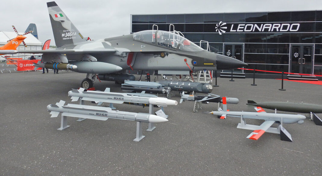 M-346 mit Bewaffnungsoptionen – ©Georg Mader M-346 mit Bewaffnungsoptionen – ©Georg Mader