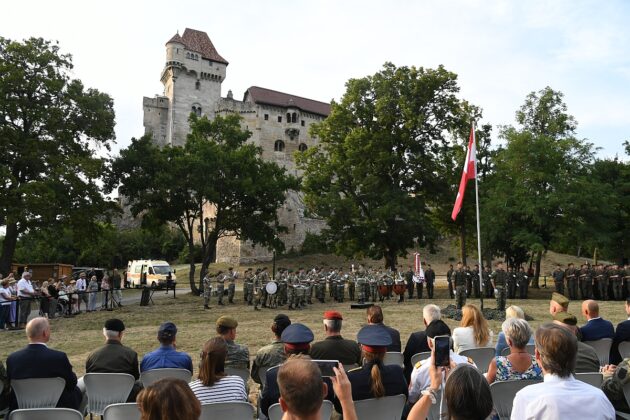 Angelobung vor Burg Lichtenstein – ©Patrick Huber