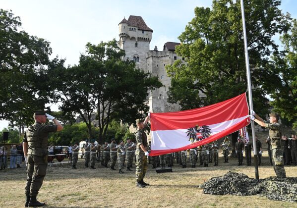 Angelobung vor Burg Lichtenstein – ©Patrick Huber