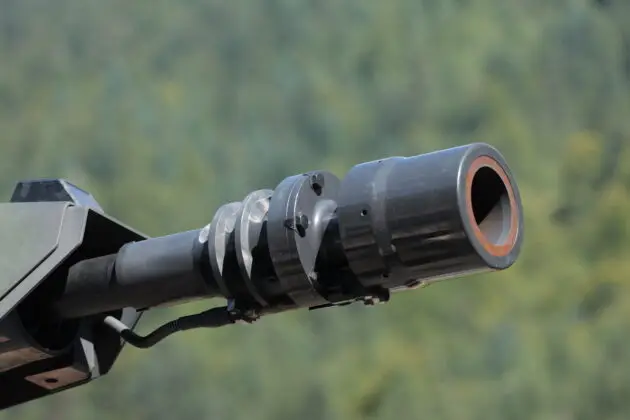 Where the magic happens: An der Rohrm&uuml;ndung wird die Airbust-Munition programmiert. &copy;Milit&auml;r Aktuell/Bendl