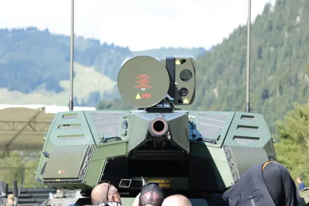 Der Skyranger 35 montiert auf einem Leopoard. &copy;Milit&auml;r Aktuell/Bendl