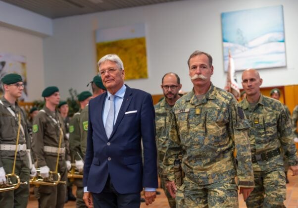 Kommando&uuml;bergabe bei den Villacher Pionieren &ndash; &copy;Bundesheer/Simoner