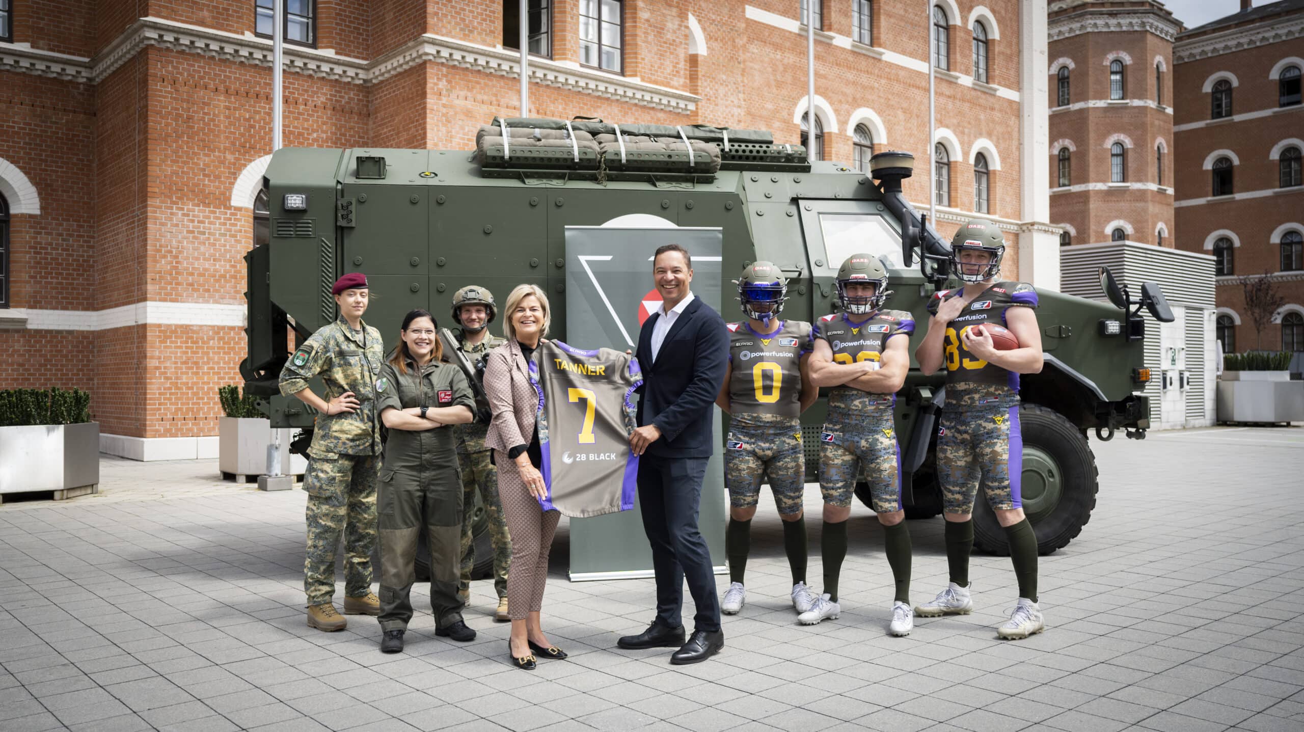 Kooperation von Bundesheer und Vienna Vikings -©Hannes Jirgal Kooperation von Bundesheer und Vienna Vikings -©Hannes Jirgal