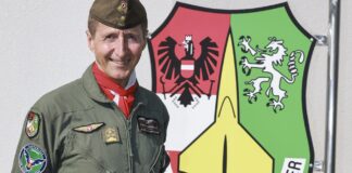 Oberst Robert Miedler übernimmt Überwachungsgeschwader Oberst Roland Miedler ist neuer Kommandant des Überwachungsgeschwaders – ©Bundesheer