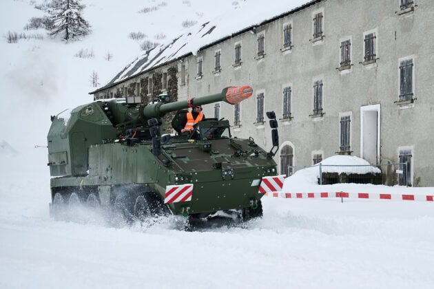 AGM Artillery Gun Mobile auf Piranha-Trägerplattform – ©VBS DDPS