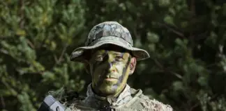 Scharfschützen-Ausbilder „Mattle” im Interview Scharfschützen-Ausbildner „Mattle” – ©Sebastian Freiler