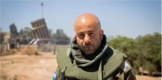 Israeli army spokesman Arye Sharuz Shalicar in conversation
