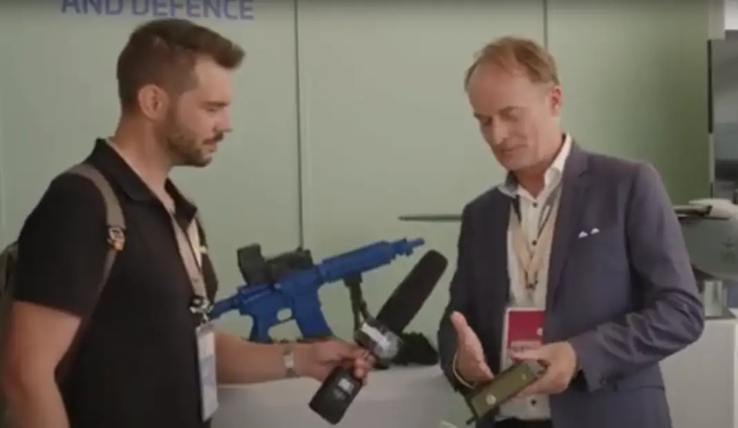 Thales-Manager Christian Loew im Interview mit Militär Aktuell – ©Militär Aktuell Thales-Manager Christian Loew im Interview mit Militär Aktuell – ©Militär Aktuell