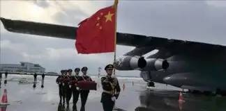 China: Südkorea übergibt sterbliche Überreste von Soldaten Übergabe sterblicher Überreste gefallener Soldaten von Südkorea an China – ©Archiv