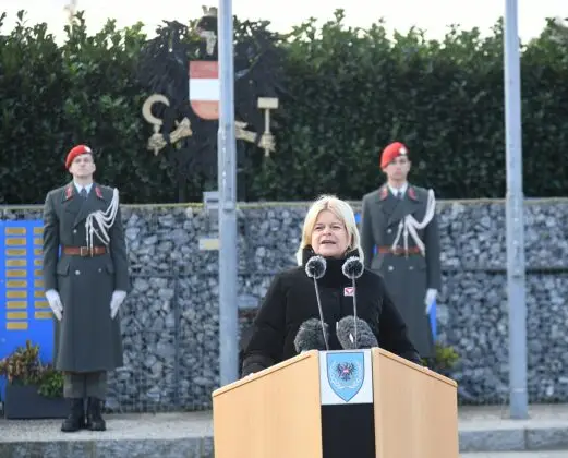 02873 c Patrick Huber 1