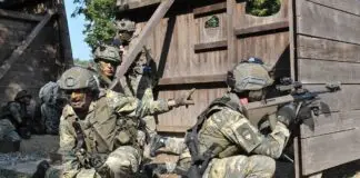 Bundesheer führt Vertrauensindex an Soldaten des Panzergrendierbataillons 35 trainieren den Kampf in urbanem Umfeld – ©Bundesheer/Langegger