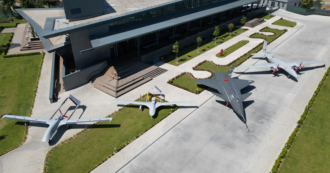 03148_c_Baykar Unterschiedliche Baykar-Plattformen – ©Wolfgang Jarisch